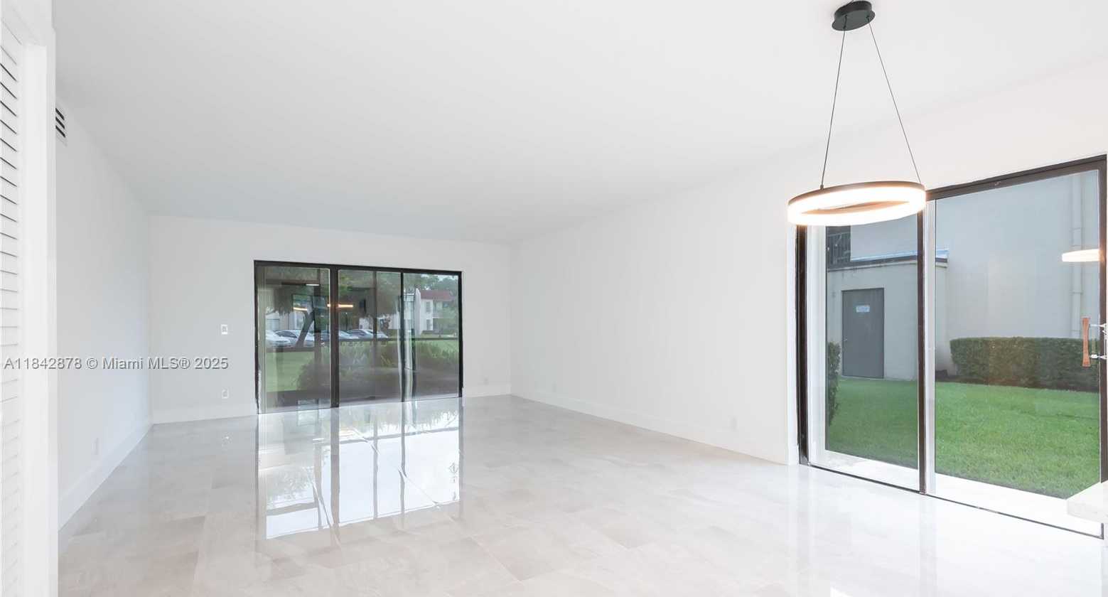 Small Image of 16461 BLATT BLVD #104, Weston Number 25