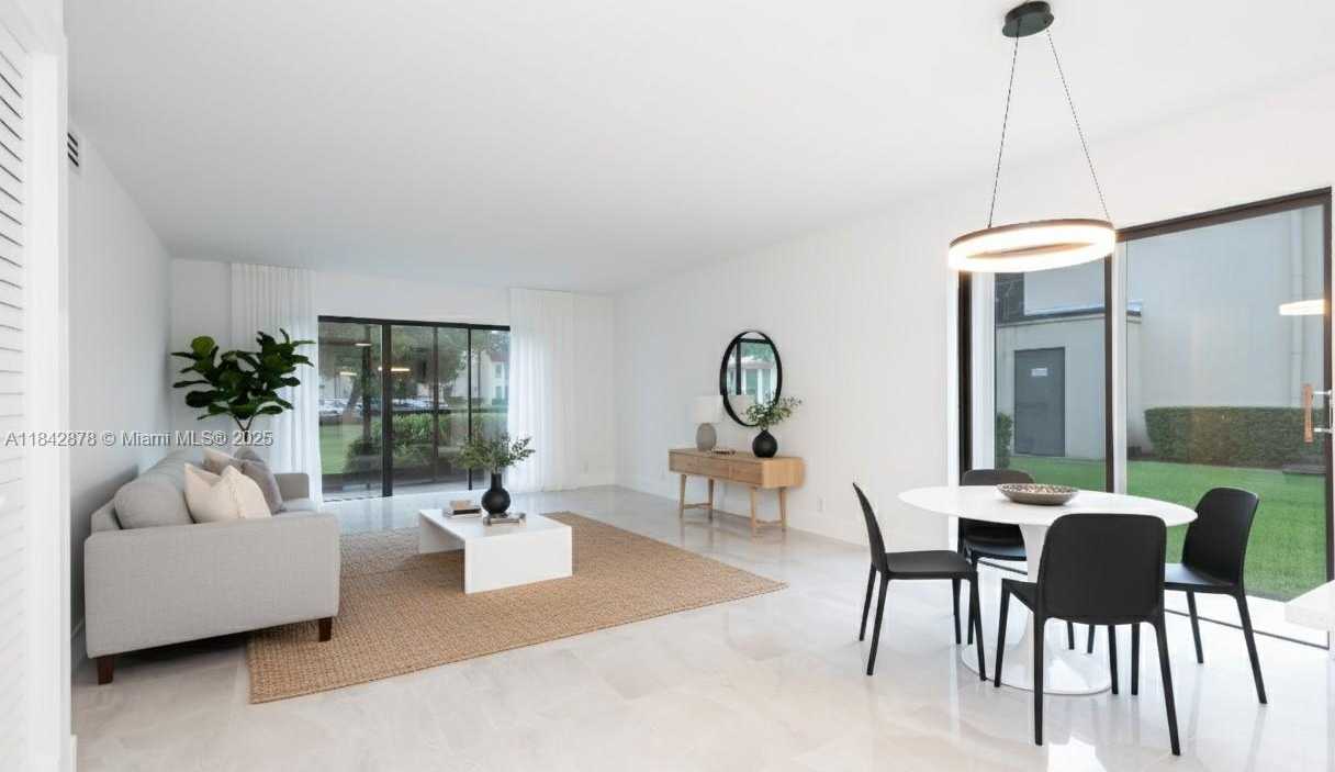 Small Image of 16461 BLATT BLVD #104, Weston Number 26