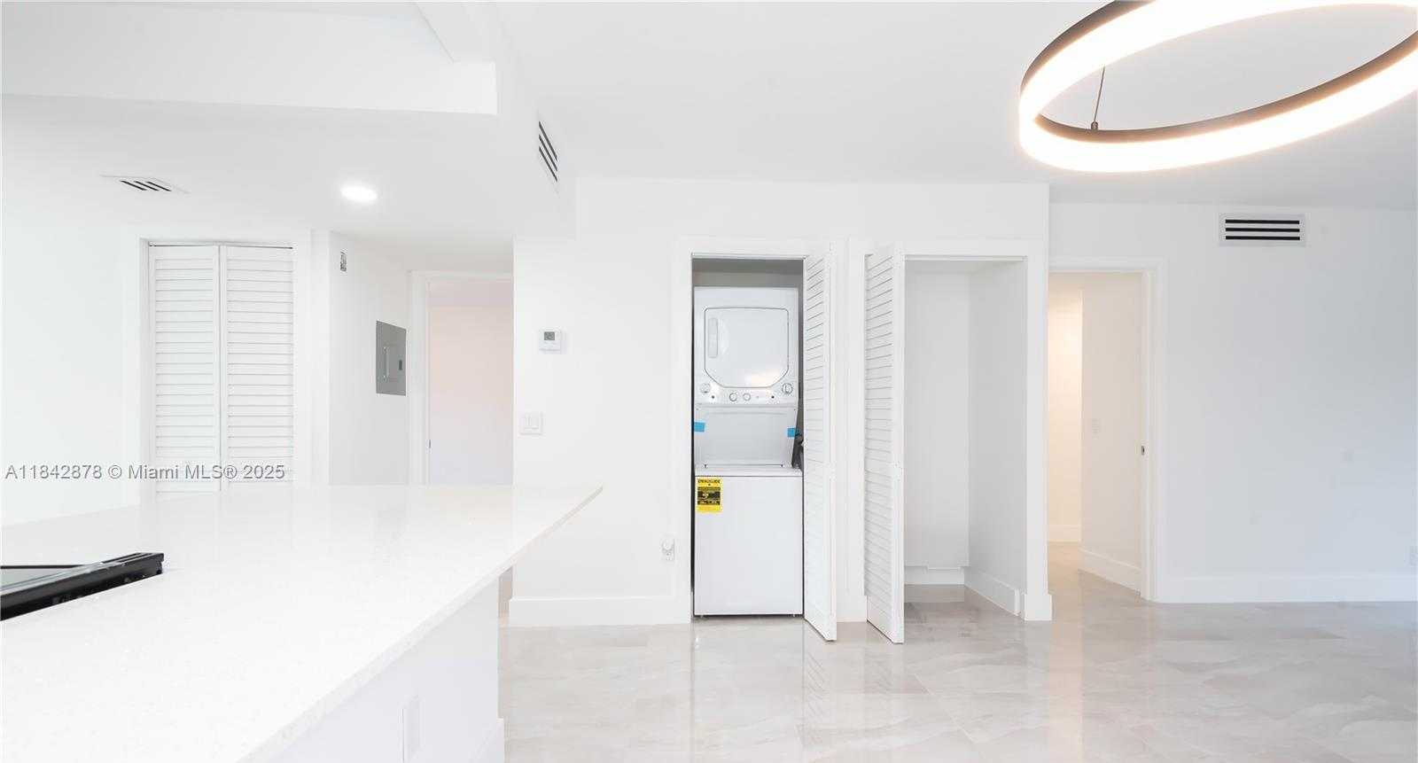 Small Image of 16461 BLATT BLVD #104, Weston Number 28