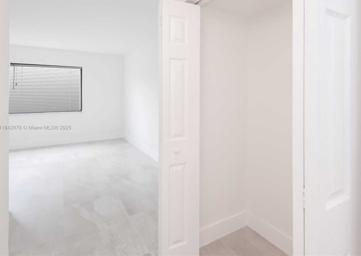 Small Image of 16461 BLATT BLVD #104, Weston Number 34
