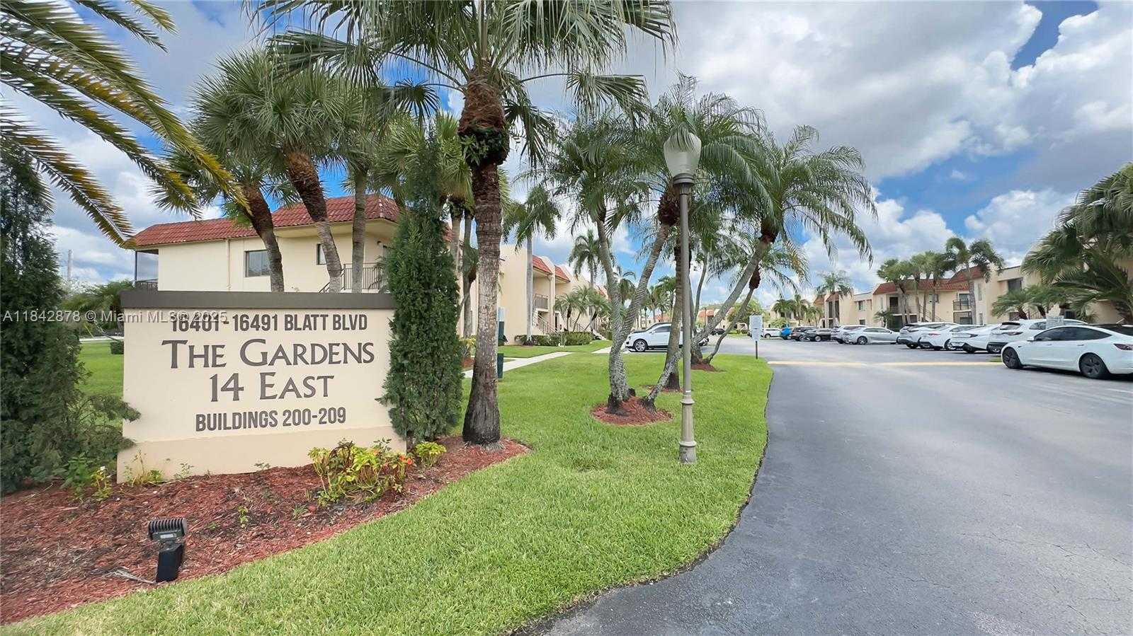 Small Image of 16461 BLATT BLVD #104, Weston Number 48
