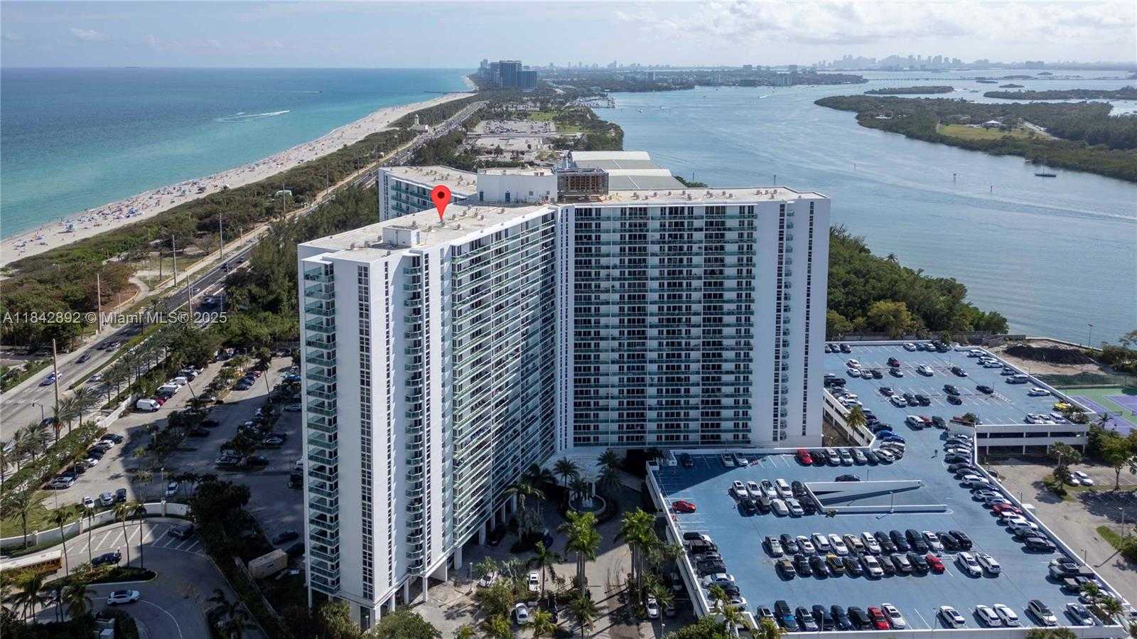 Small Image of 100 BAYVIEW DR #508, Sunny Isles Beach Number 24