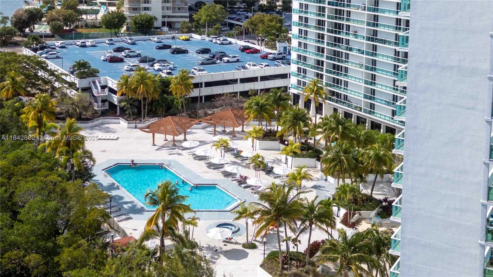 Small Image of 100 BAYVIEW DR #508, Sunny Isles Beach Number 27