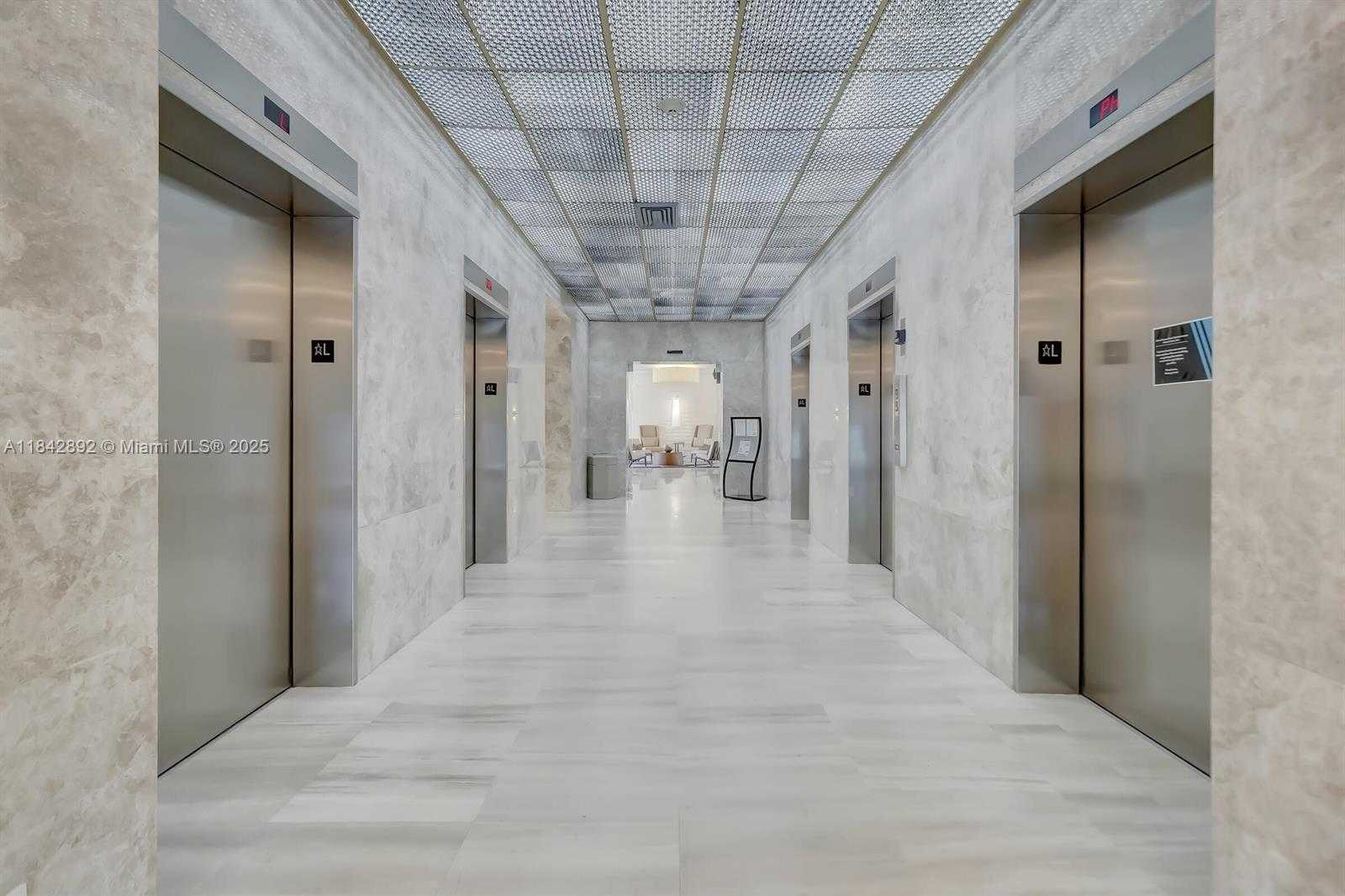 Small Image of 100 BAYVIEW DR #508, Sunny Isles Beach Number 31