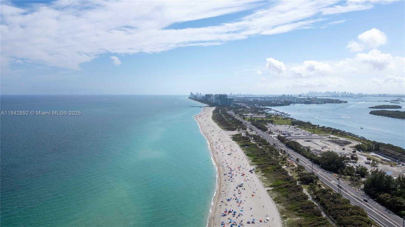 Small Image of 100 BAYVIEW DR #508, Sunny Isles Beach Number 34