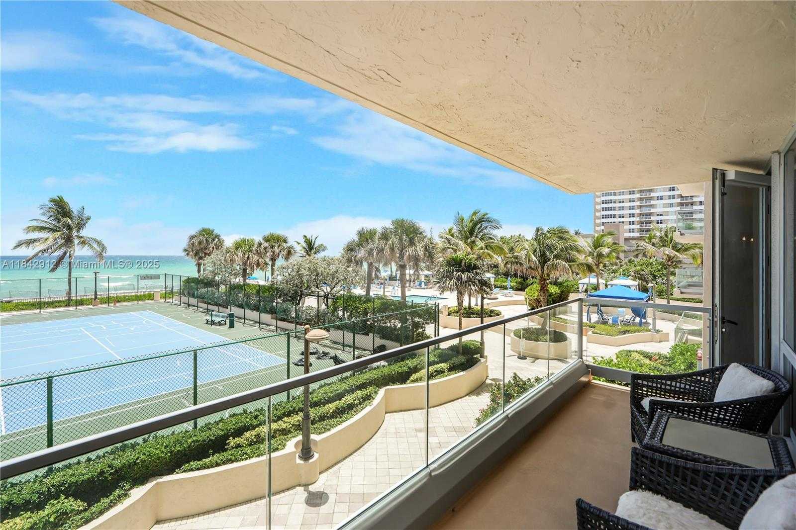 Small Image of 1912 SOUTH OCEAN DR #3D, Hallandale Beach Number 32