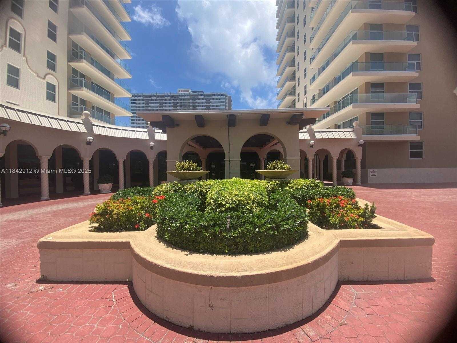Small Image of 1912 SOUTH OCEAN DR #3D, Hallandale Beach Number 49