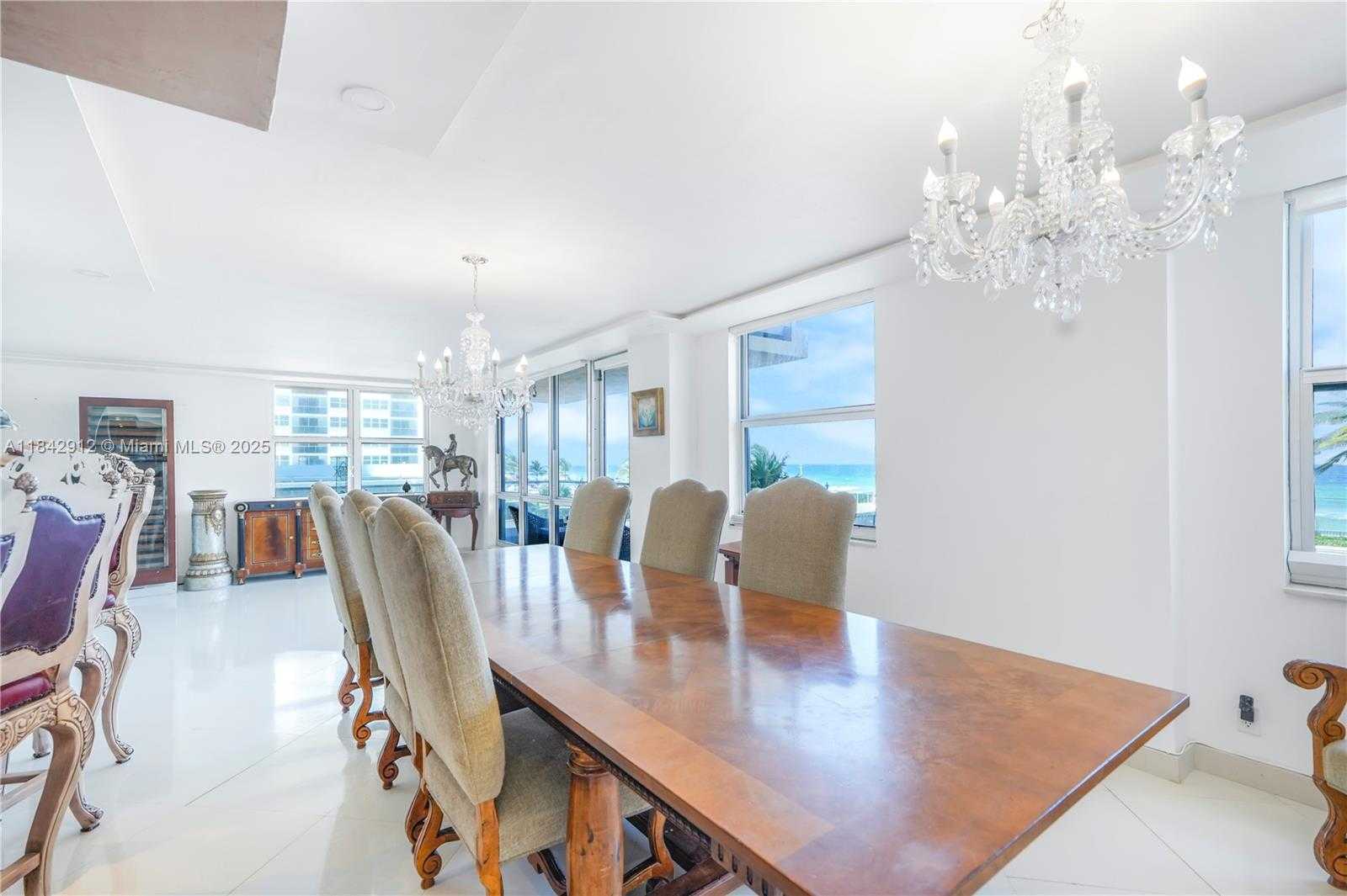Small Image of 1912 SOUTH OCEAN DR #3D, Hallandale Beach Number 5