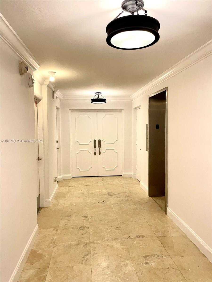 Small Image of 607 OCEAN DR #3K, Key Biscayne Number 18