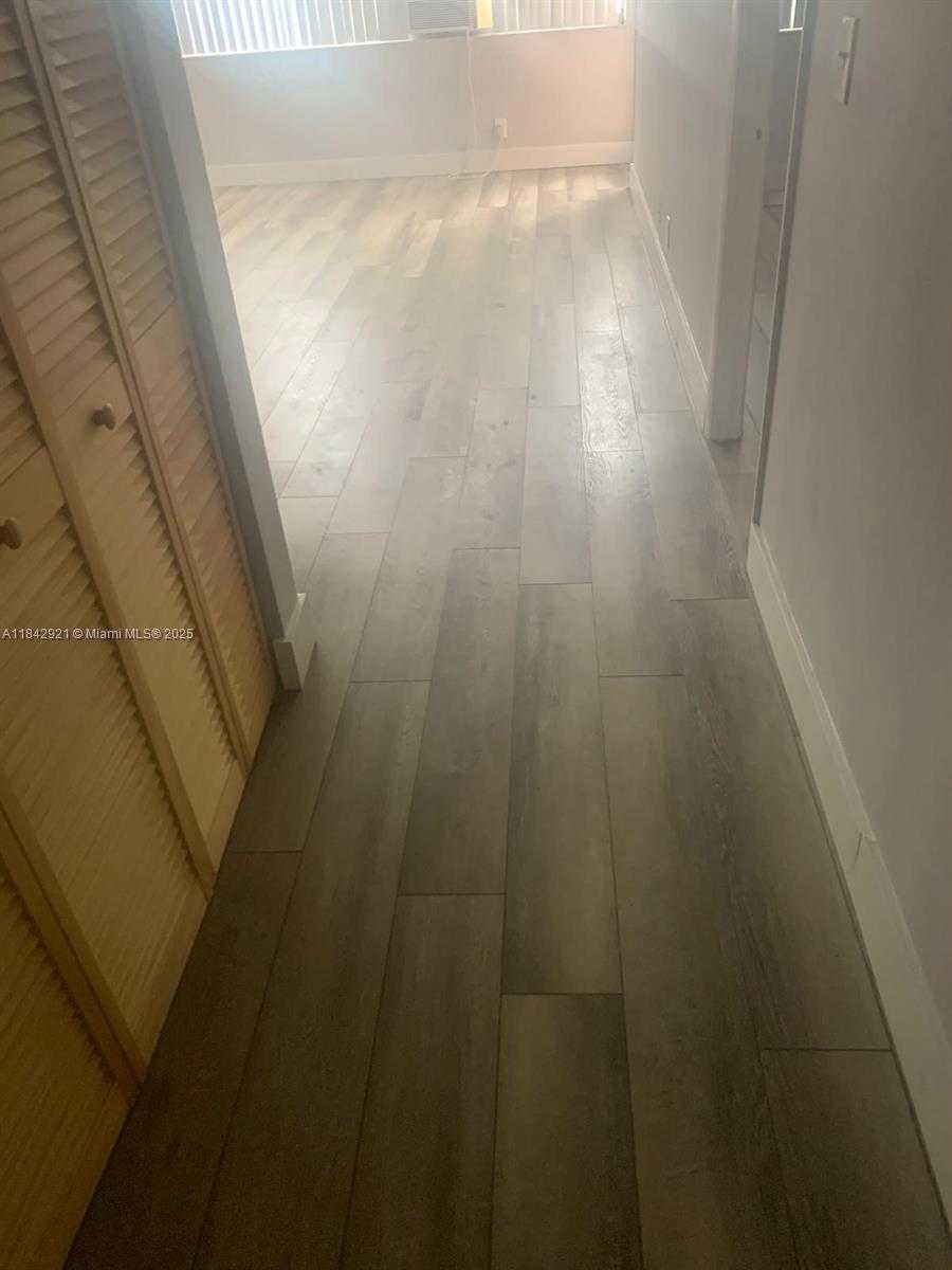 Small Image of 2025 NORTH EAST 164TH ST #606, North Miami Beach Number 3