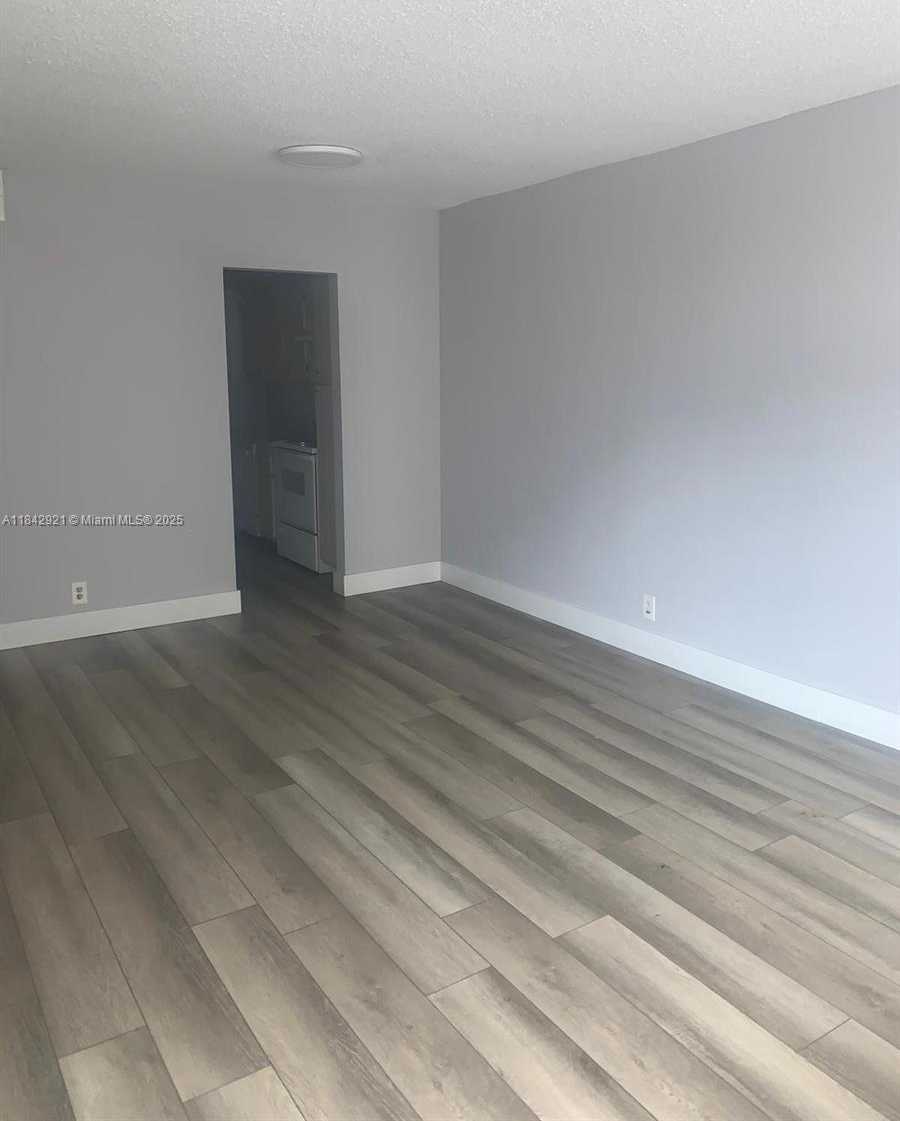 Small Image of 2025 NORTH EAST 164TH ST #606, North Miami Beach Number 5