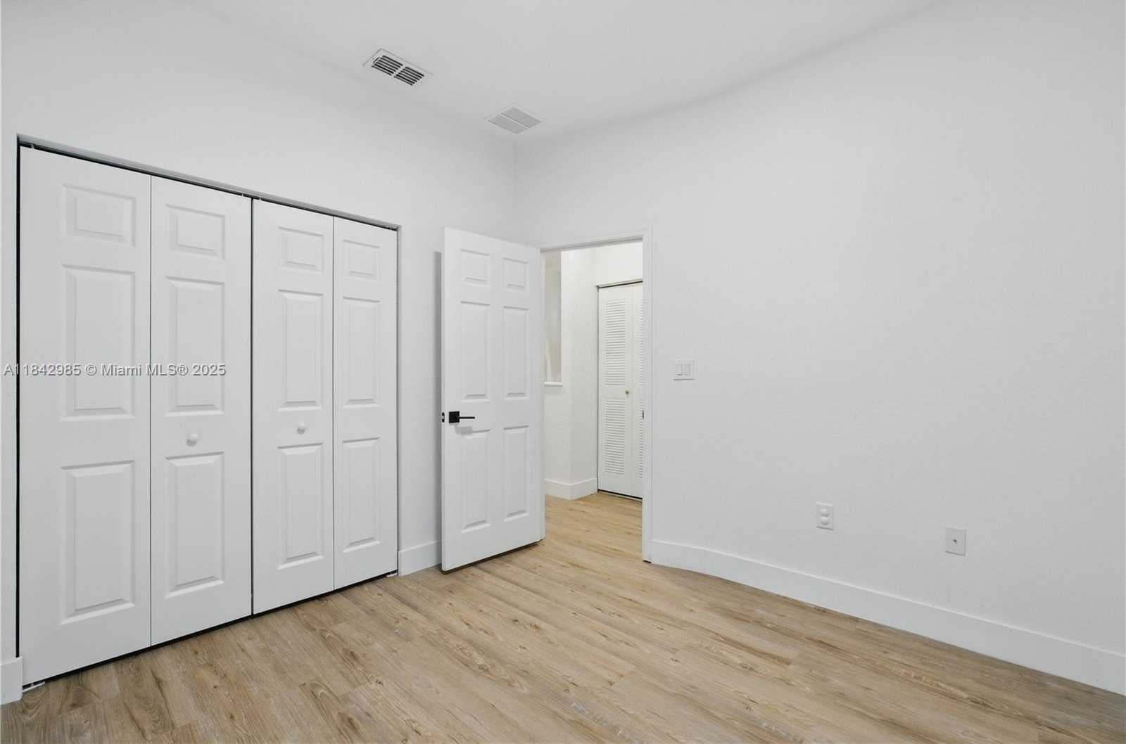 Small Image of 2851 WEST PROSPECT RD #307, Tamarac Number 13