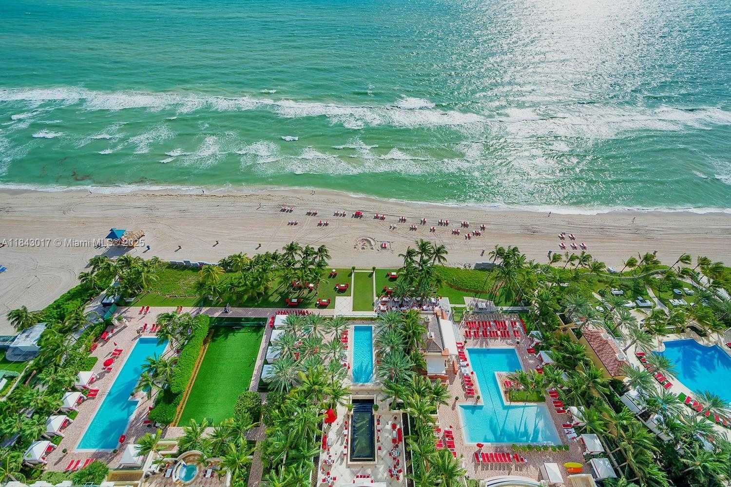 Small Image of 17875 COLLINS AVE #2703, Sunny Isles Beach Number 4