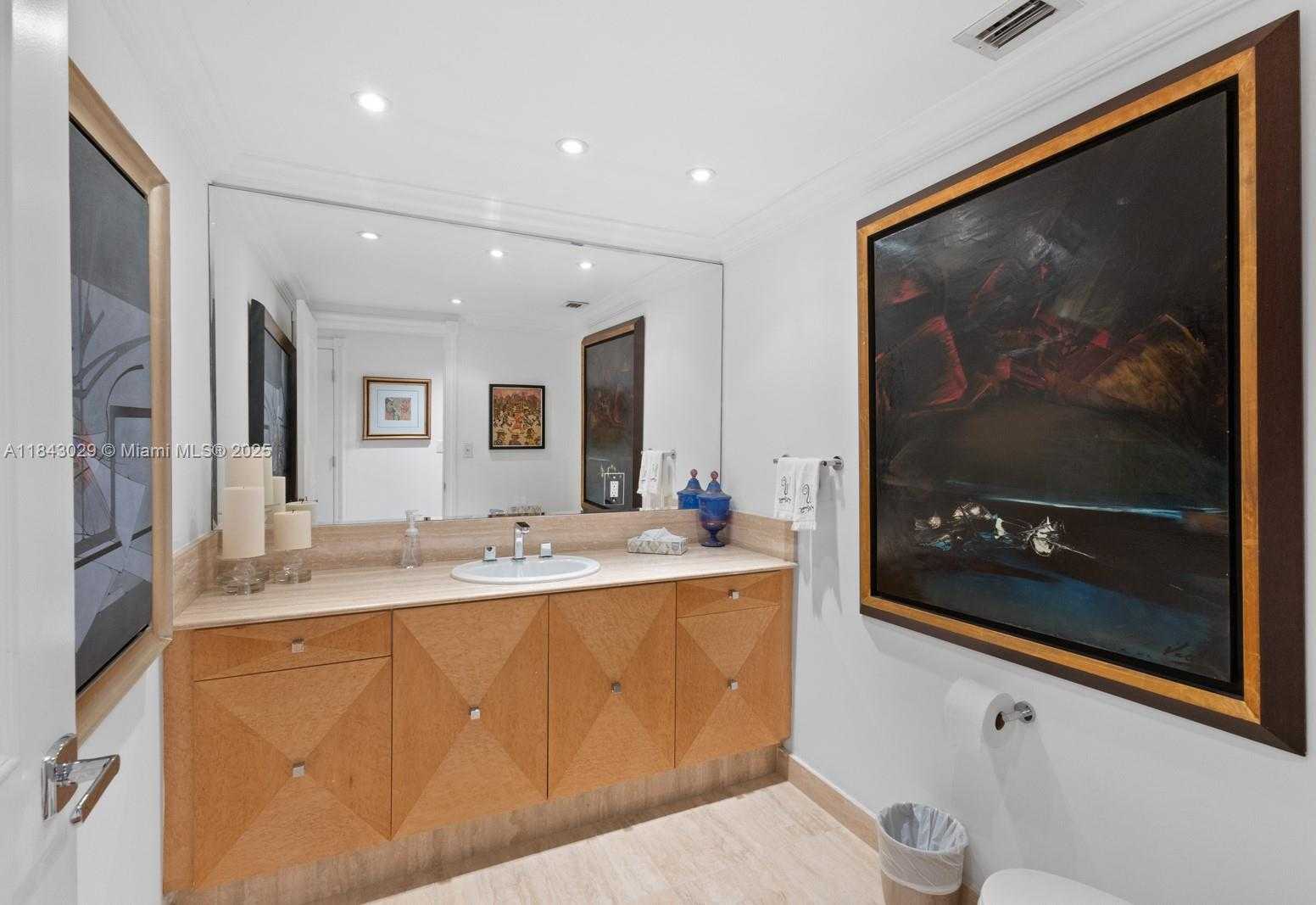 Small Image of 7000 ISLAND BLVD #2202, Aventura Number 19