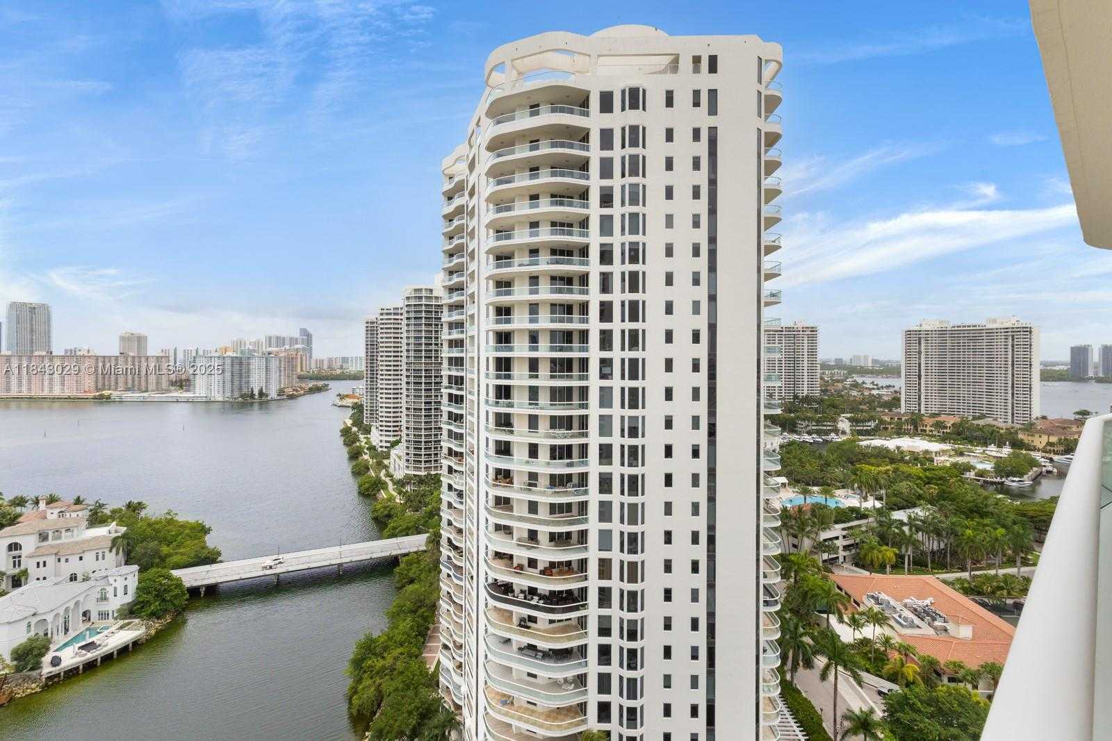Small Image of 7000 ISLAND BLVD #2202, Aventura Number 27