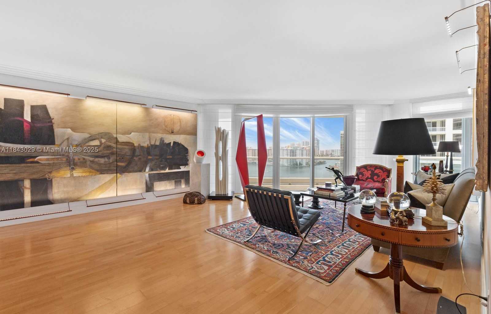 Small Image of 7000 ISLAND BLVD #2202, Aventura Number 4