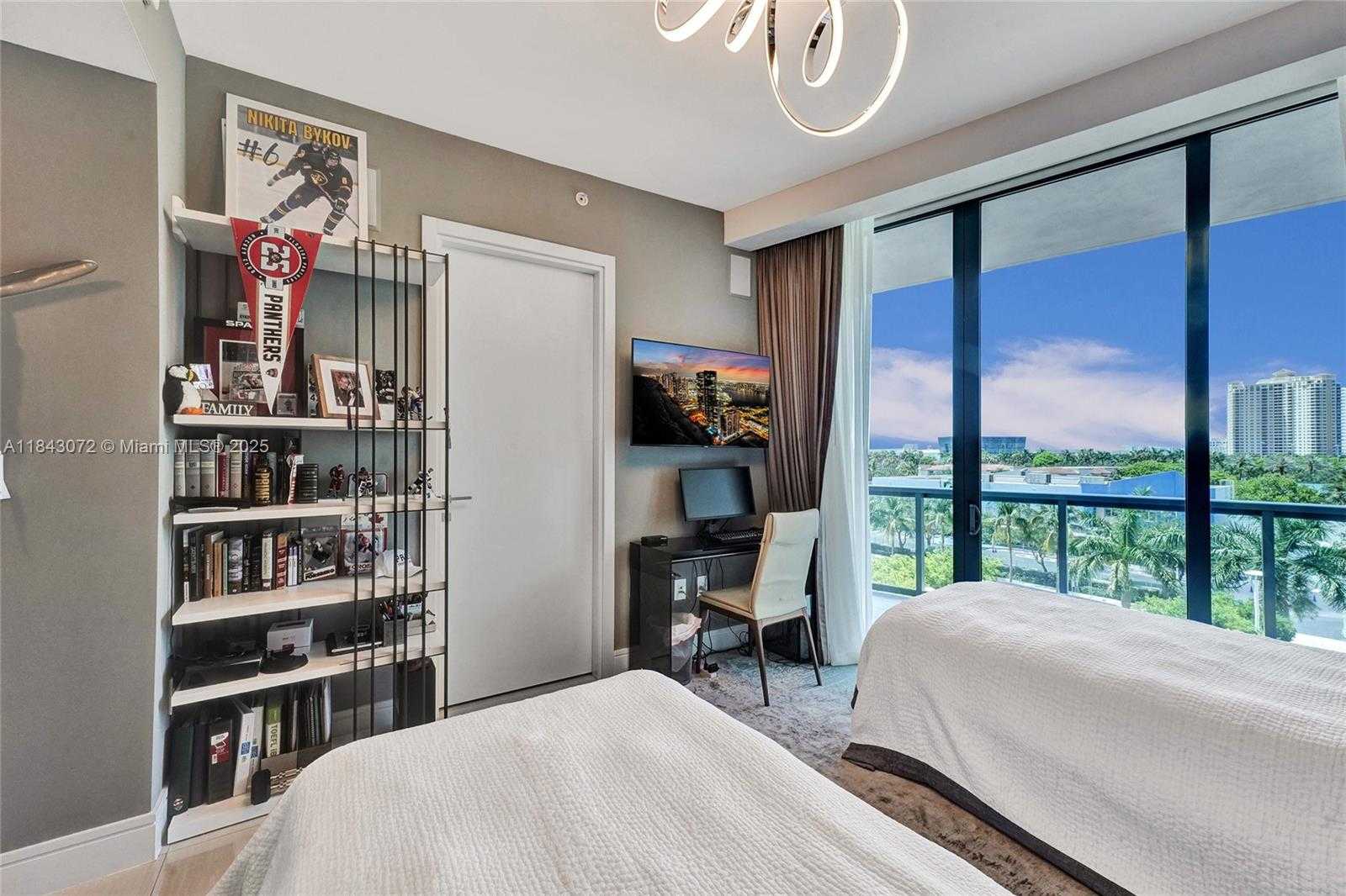 Small Image of 3250 NORTH EAST 188TH ST #402, Aventura Number 14