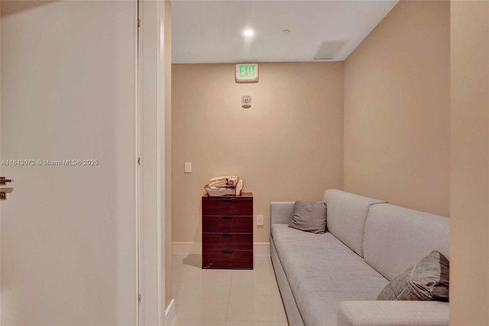 Small Image of 3250 NORTH EAST 188TH ST #402, Aventura Number 39