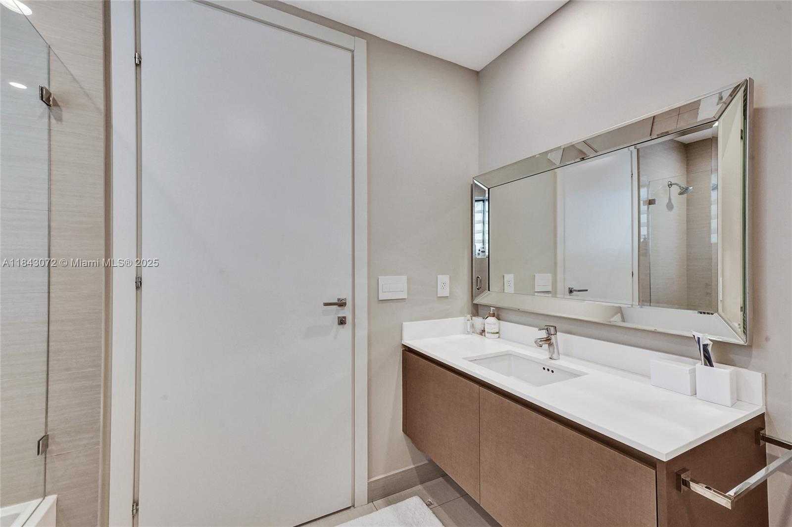 Small Image of 3250 NORTH EAST 188TH ST #402, Aventura Number 40