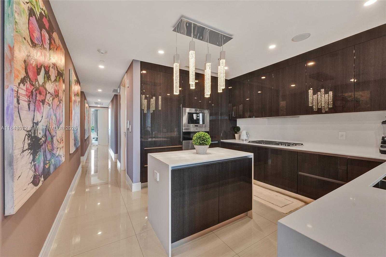 Small Image of 3250 NORTH EAST 188TH ST #402, Aventura Number 9