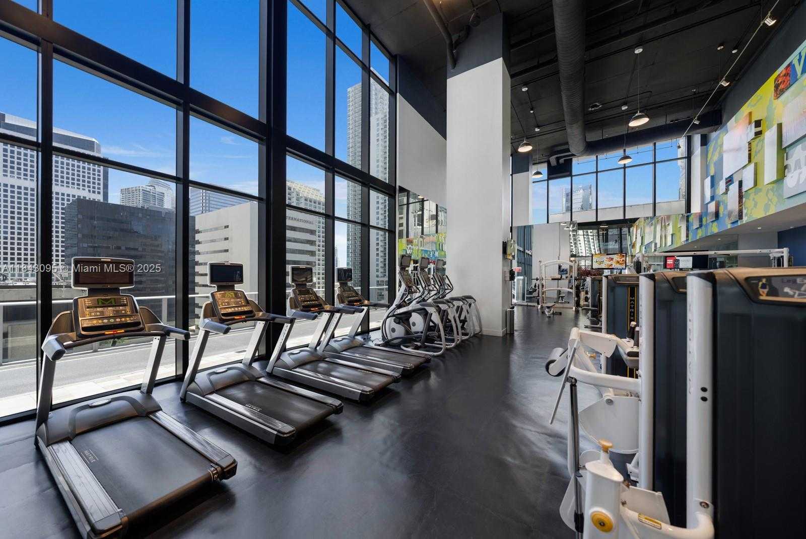 Small Image of 1010 BRICKELL AVE #1405, Miami Number 31