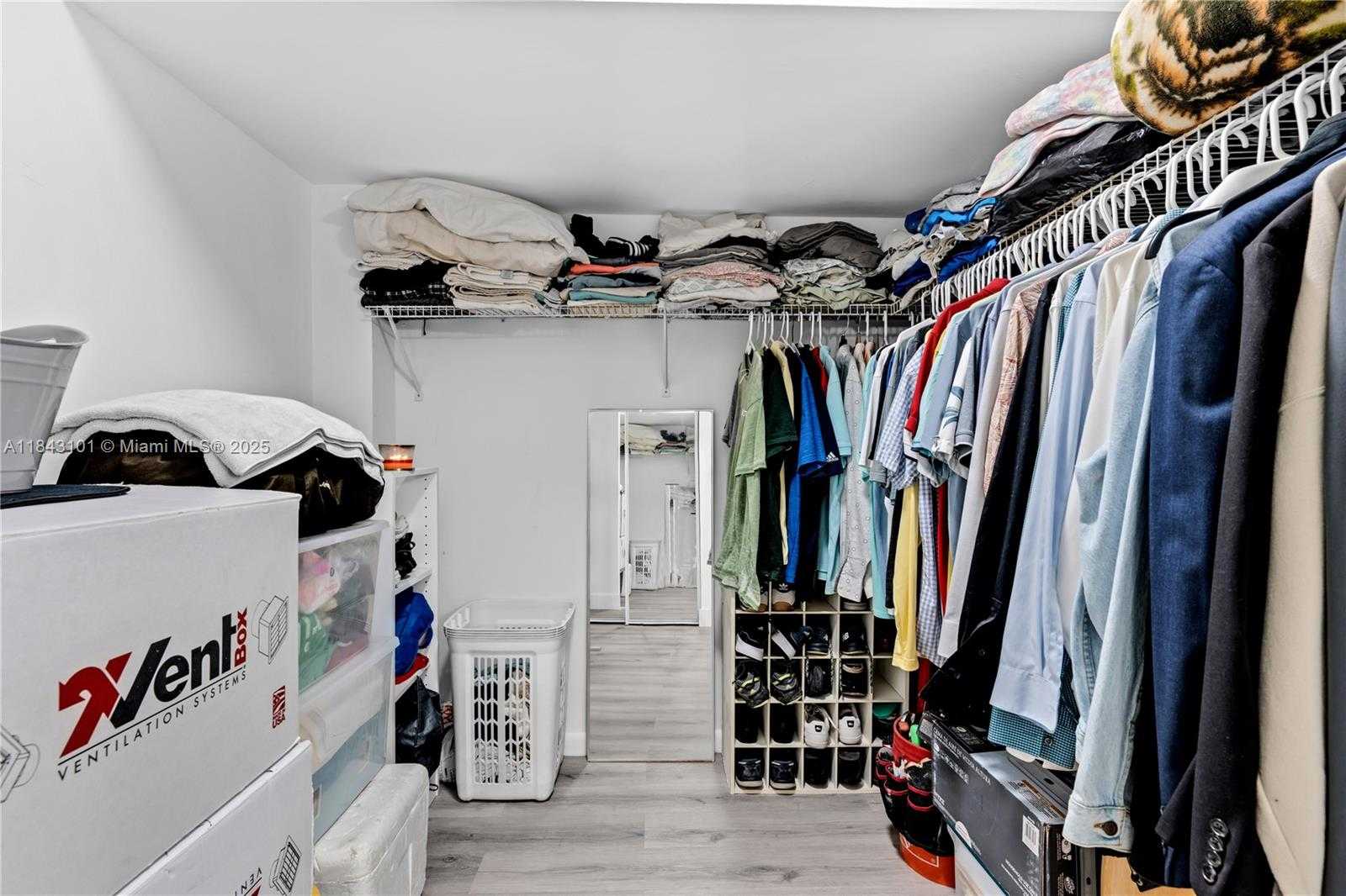 Small Image of 445 NORTH EAST 195TH ST #125, Miami Number 14
