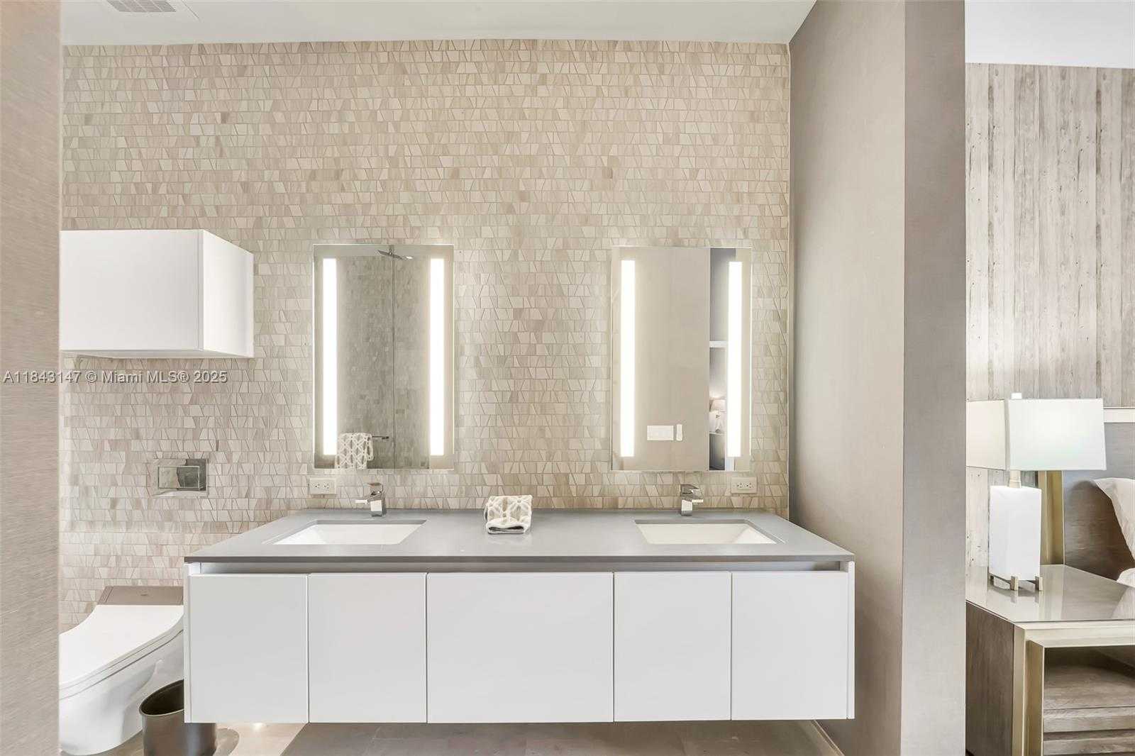 Small Image of 88 SOUTH WEST 7TH ST #4006, Miami Number 14