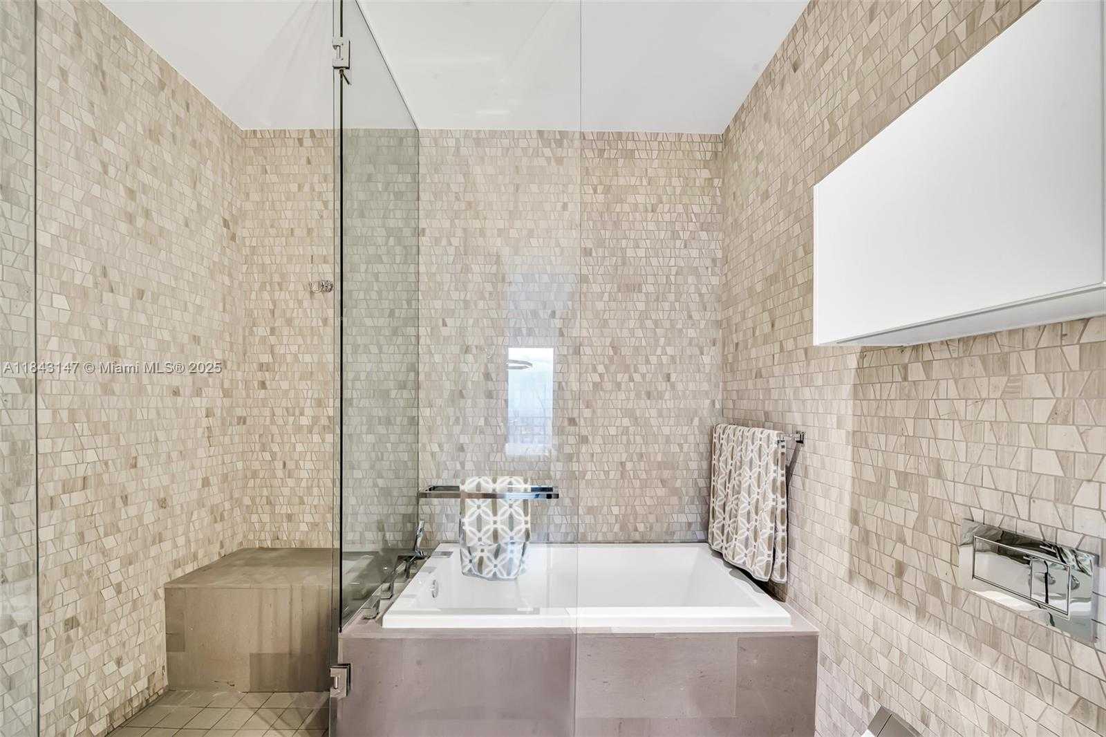 Small Image of 88 SOUTH WEST 7TH ST #4006, Miami Number 15