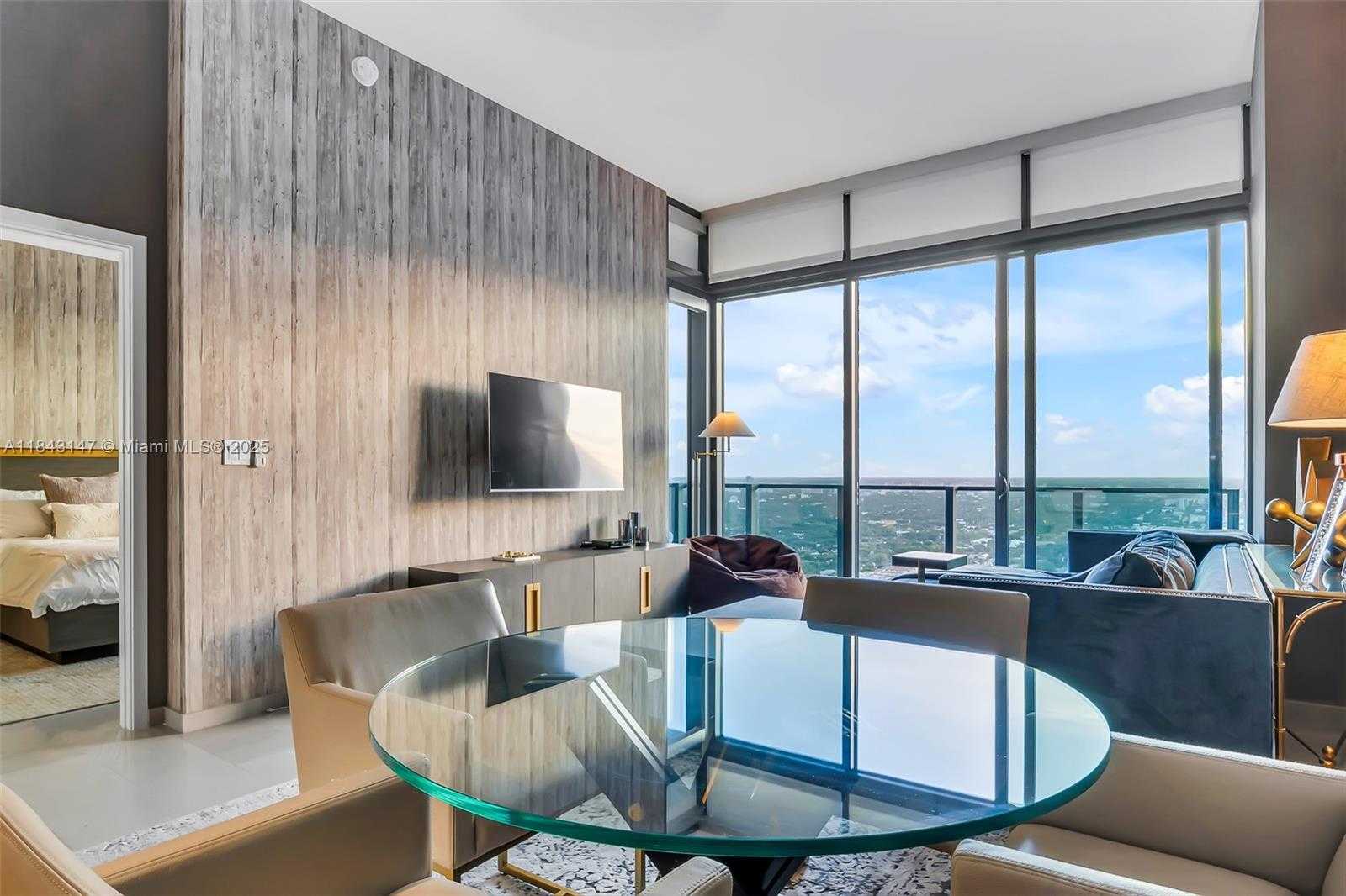 Small Image of 88 SOUTH WEST 7TH ST #4006, Miami Number 4