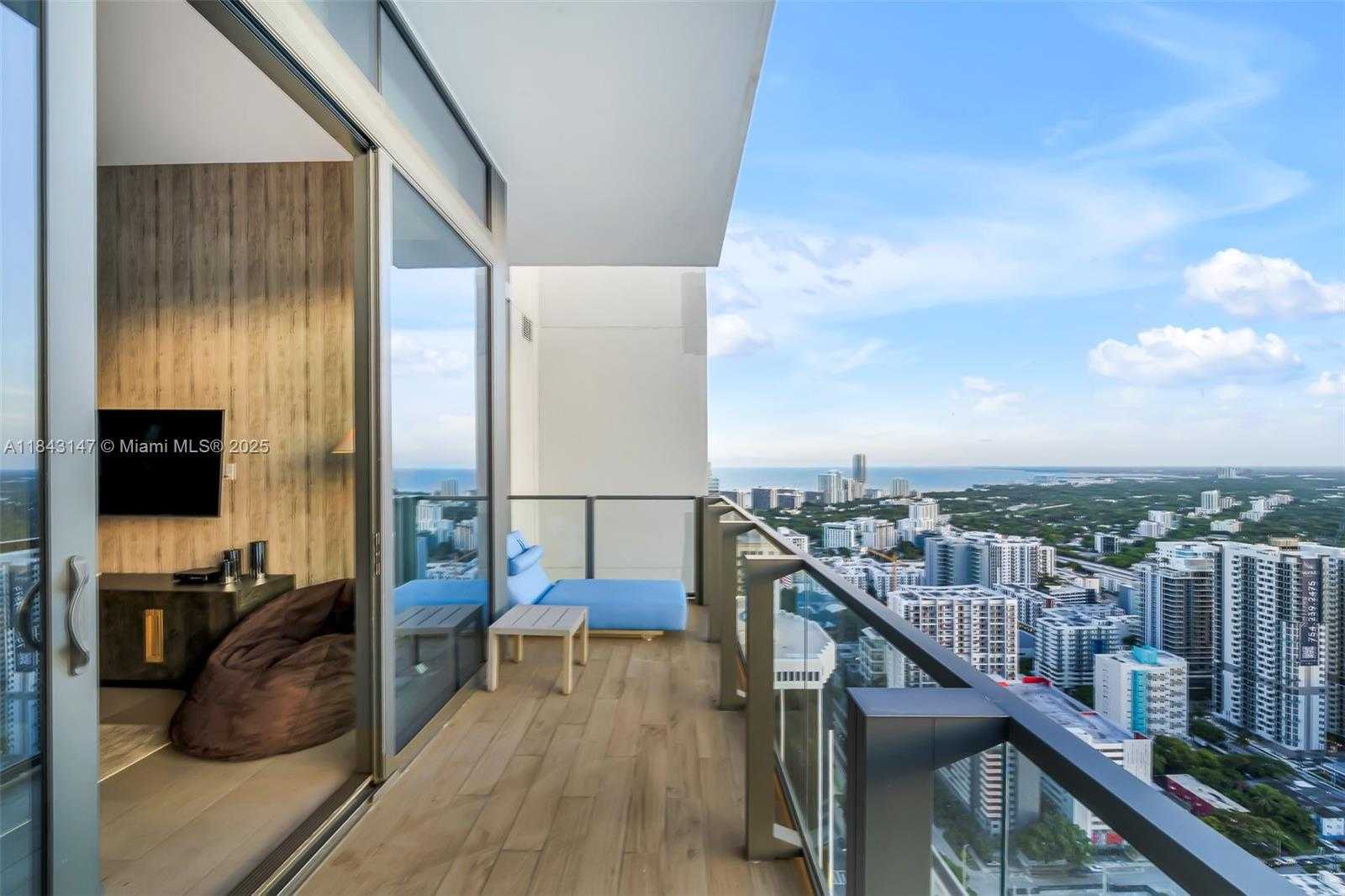 Small Image of 88 SOUTH WEST 7TH ST #4006, Miami Number 7
