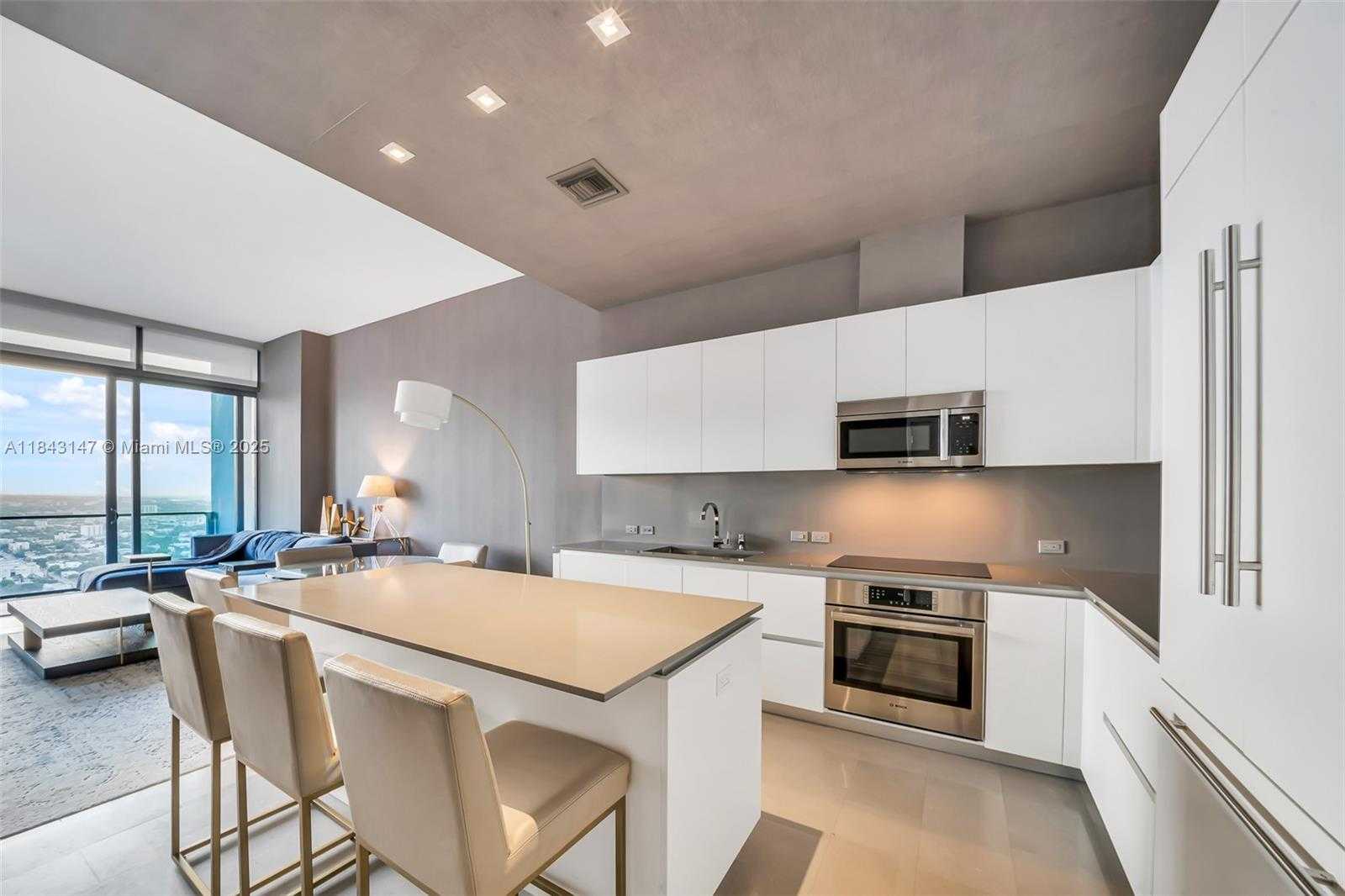 Small Image of 88 SOUTH WEST 7TH ST #4006, Miami Number 8