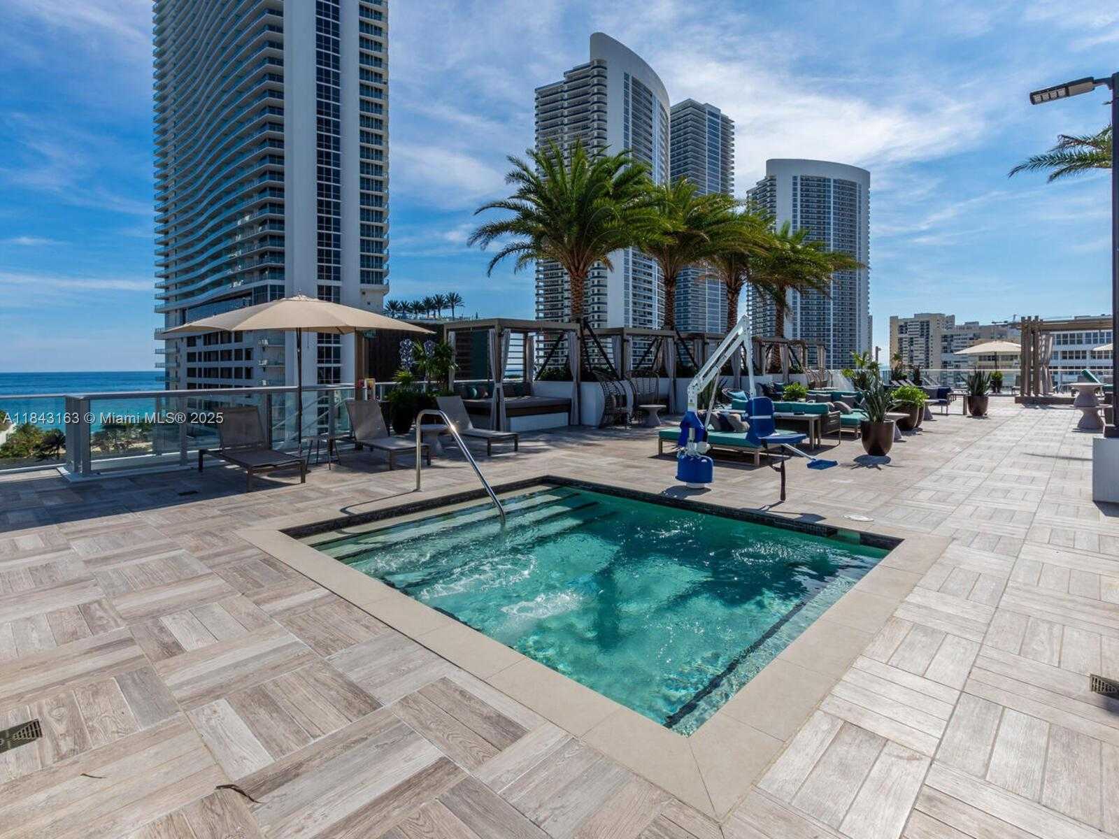 Small Image of 4010 SOUTH OCEAN DR #R2004, Hollywood Number 31