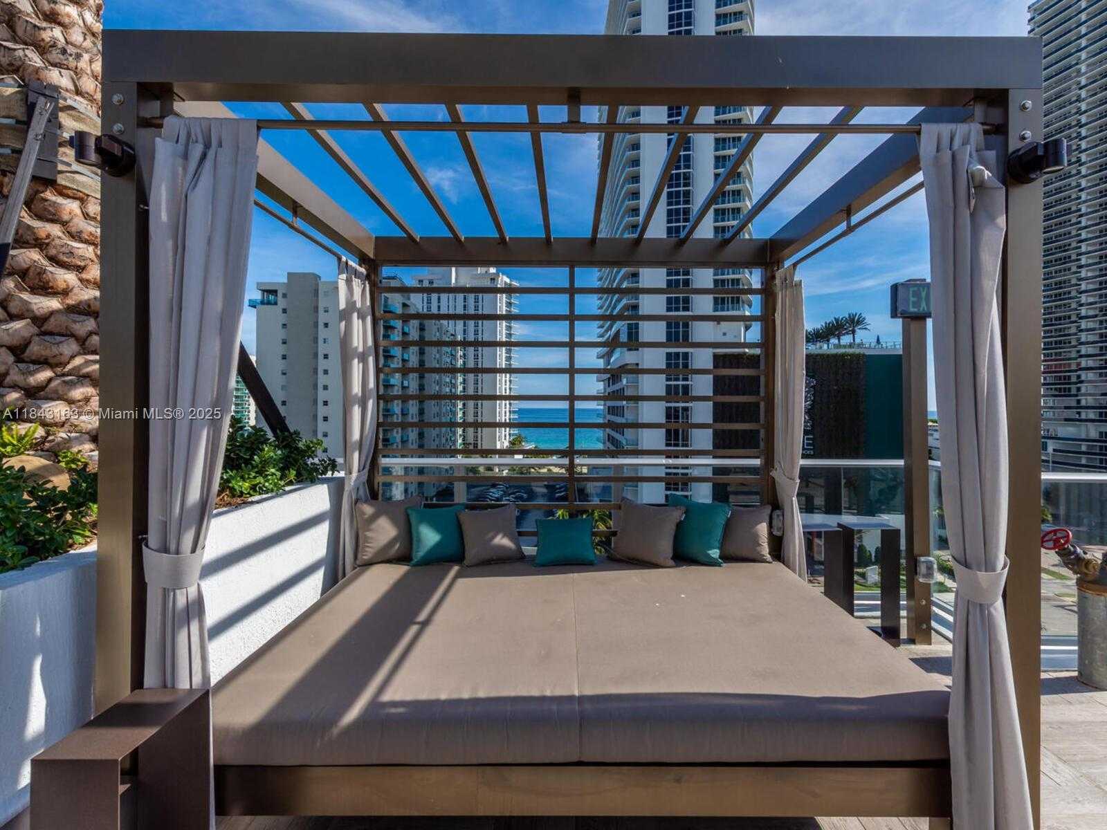 Small Image of 4010 SOUTH OCEAN DR #R2004, Hollywood Number 33