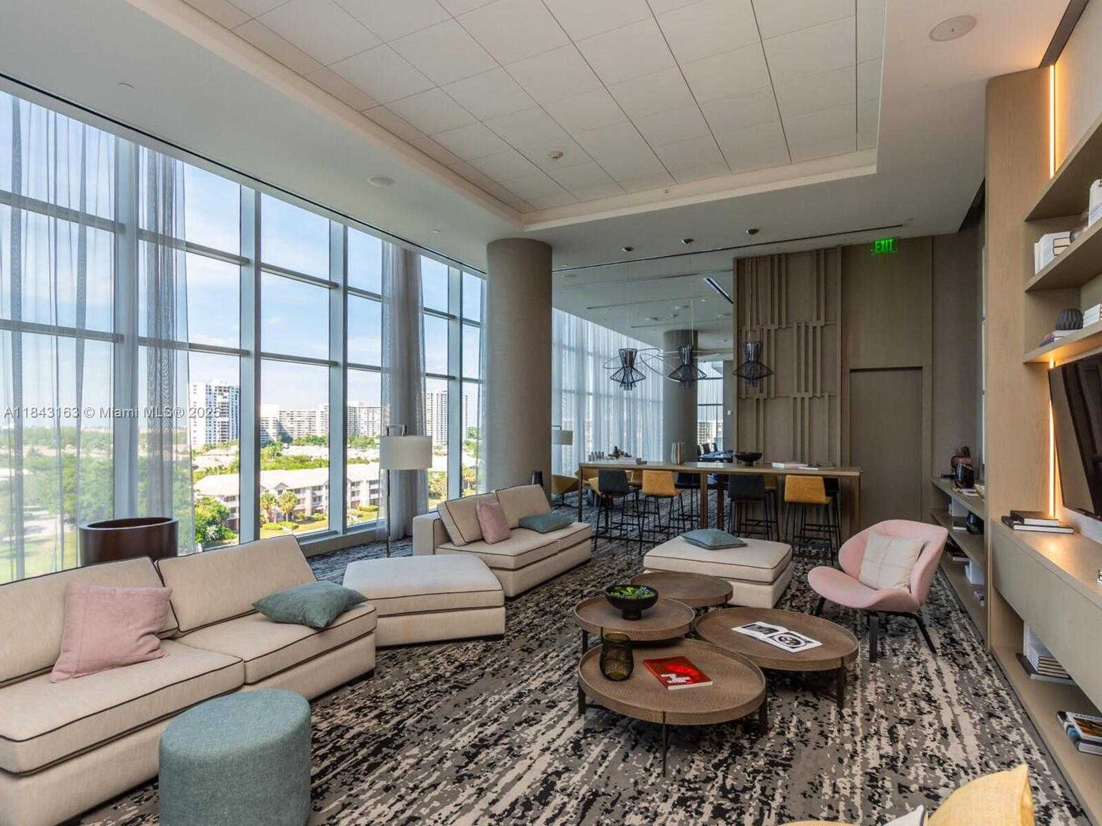 Small Image of 4010 SOUTH OCEAN DR #R2004, Hollywood Number 40