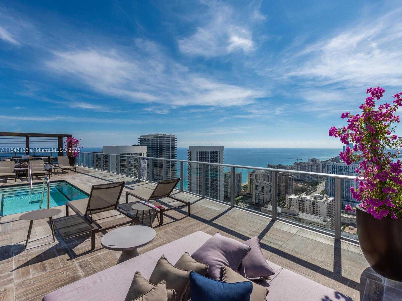 Small Image of 4010 SOUTH OCEAN DR #R2004, Hollywood Number 43