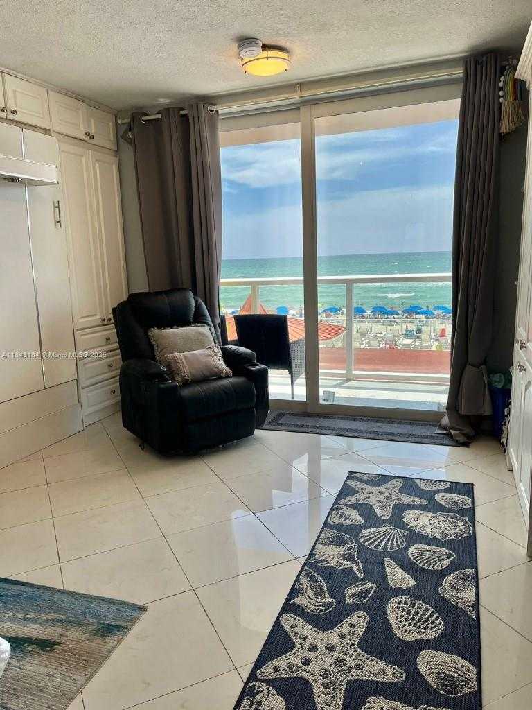 Small Image of 19201 COLLINS AVE #114, Sunny Isles Beach Number 10