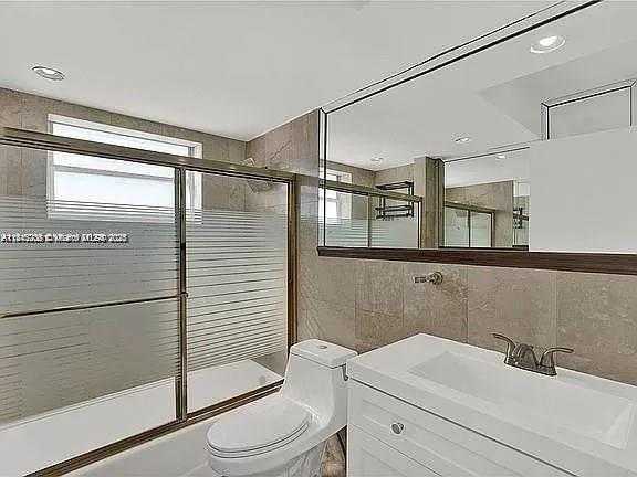 Small Image of 7904 WEST DR #407, North Bay Village Number 7