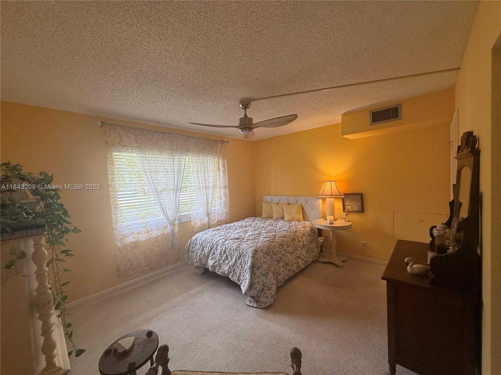 Small Image of 2403 ANTIGUA CIR #K1, Coconut Creek Number 17