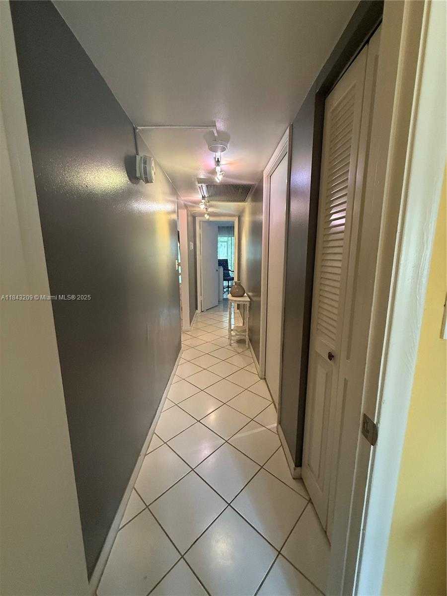 Small Image of 2403 ANTIGUA CIR #K1, Coconut Creek Number 18