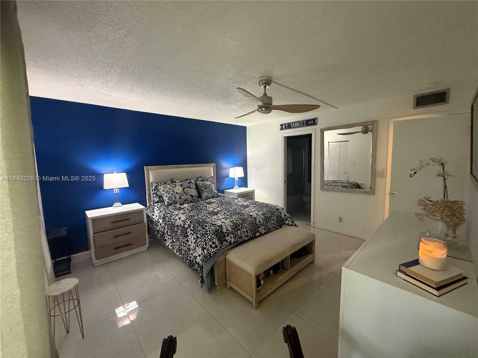 Small Image of 2403 ANTIGUA CIR #K1, Coconut Creek Number 31