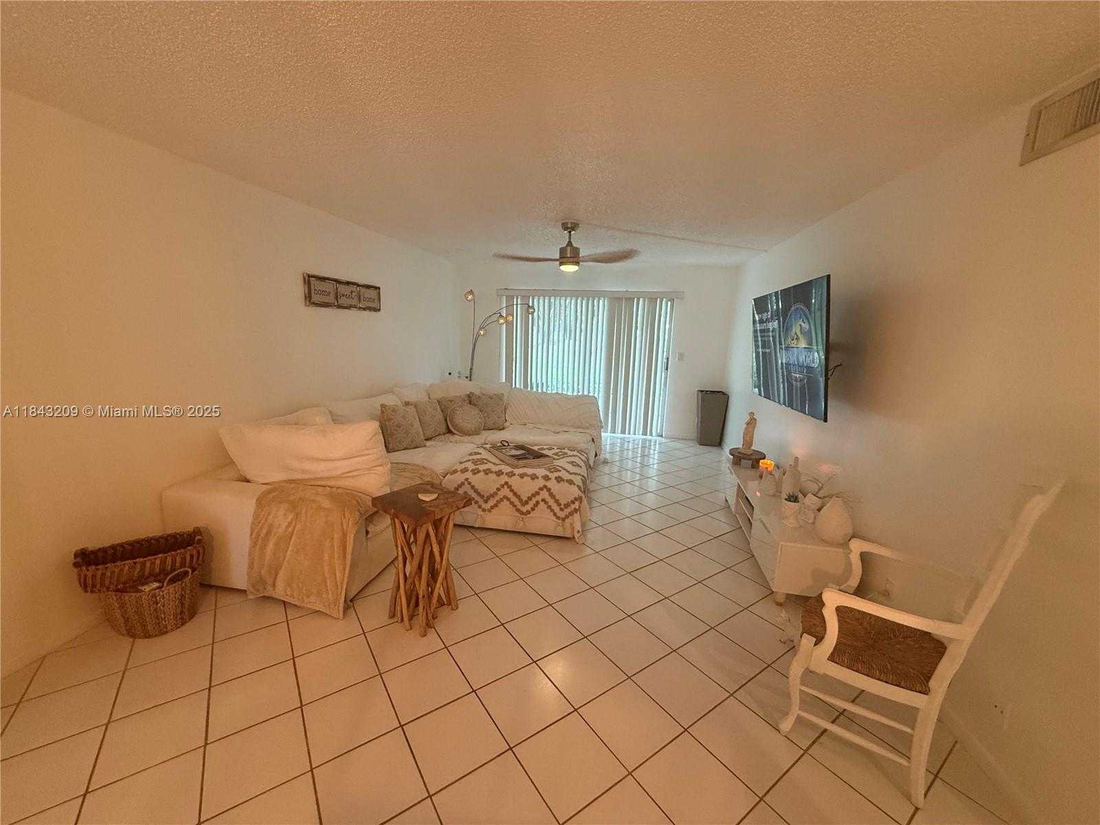 Small Image of 2403 ANTIGUA CIR #K1, Coconut Creek Number 33