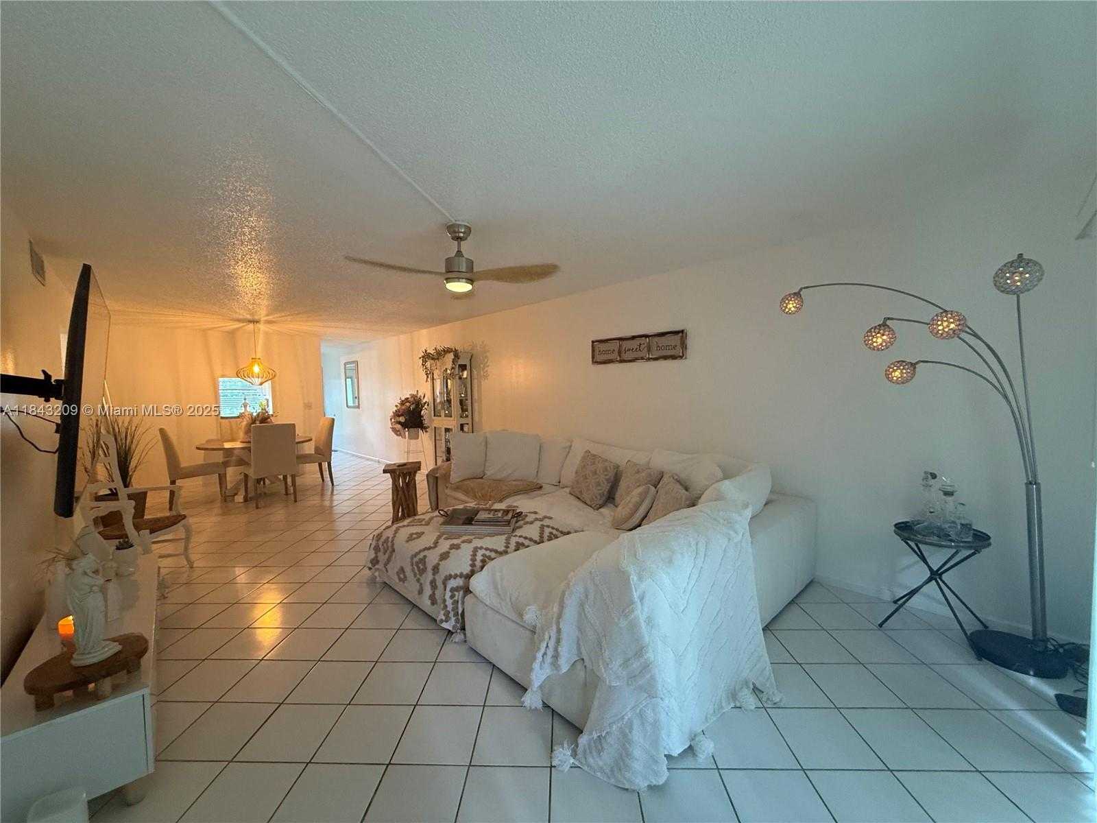 Small Image of 2403 ANTIGUA CIR #K1, Coconut Creek Number 46