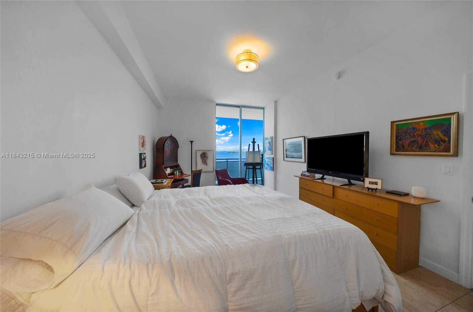 Small Image of 7901 HISPANOLA AVE #1609, North Bay Village Number 20