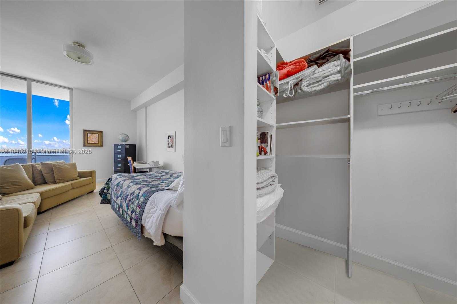 Small Image of 7901 HISPANOLA AVE #1609, North Bay Village Number 32