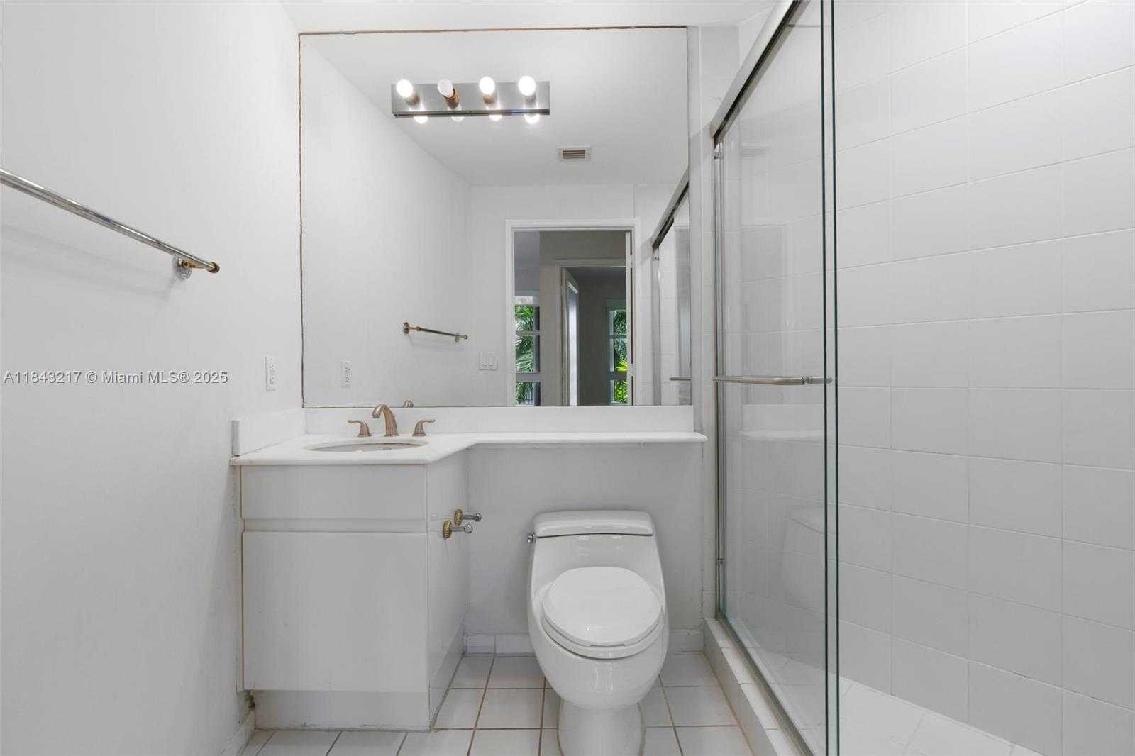 Small Image of 703 CRANDON BLVD #403, Key Biscayne Number 19