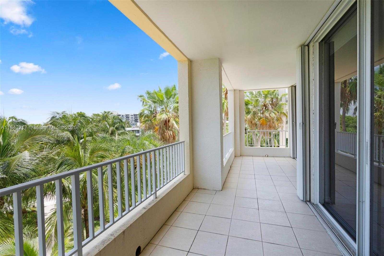 Small Image of 703 CRANDON BLVD #403, Key Biscayne Number 23