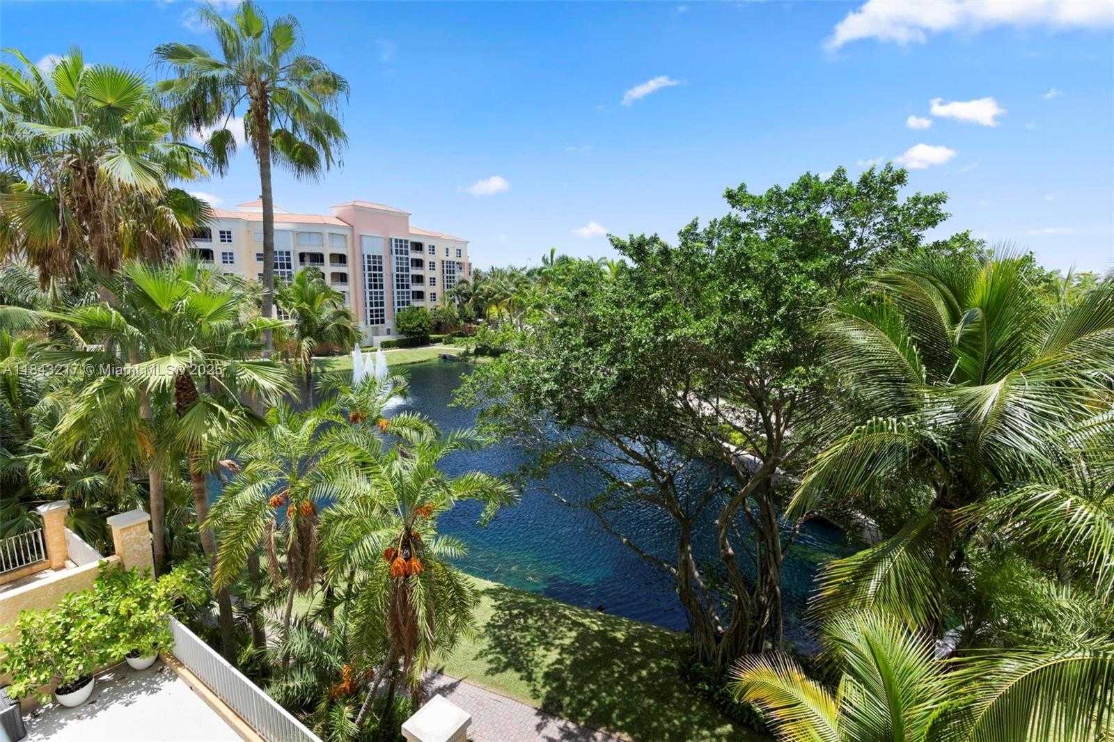 Small Image of 703 CRANDON BLVD #403, Key Biscayne Number 24