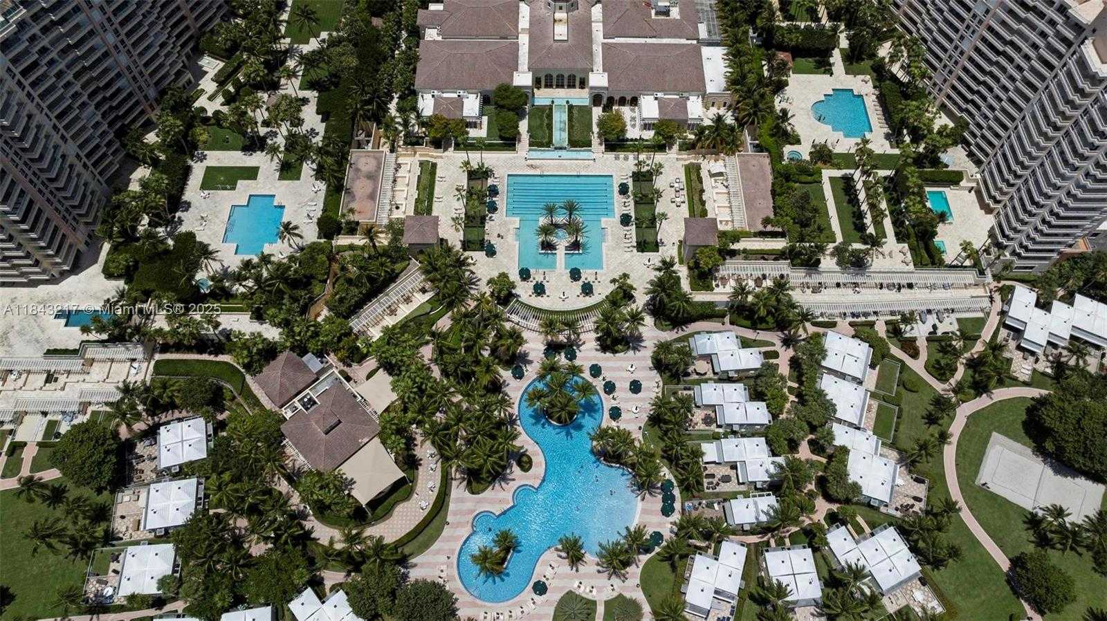 Small Image of 703 CRANDON BLVD #403, Key Biscayne Number 39