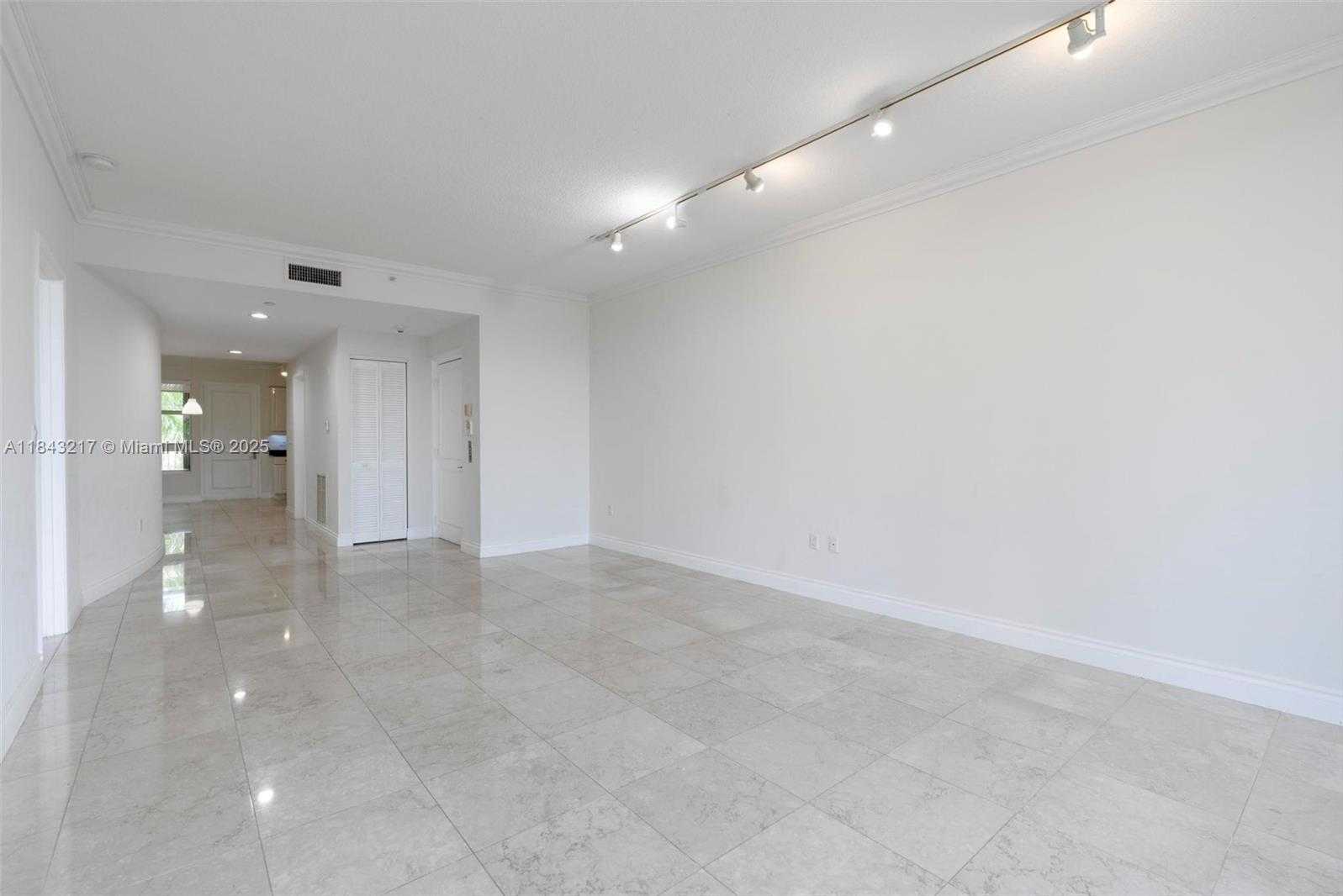 Small Image of 703 CRANDON BLVD #403, Key Biscayne Number 9