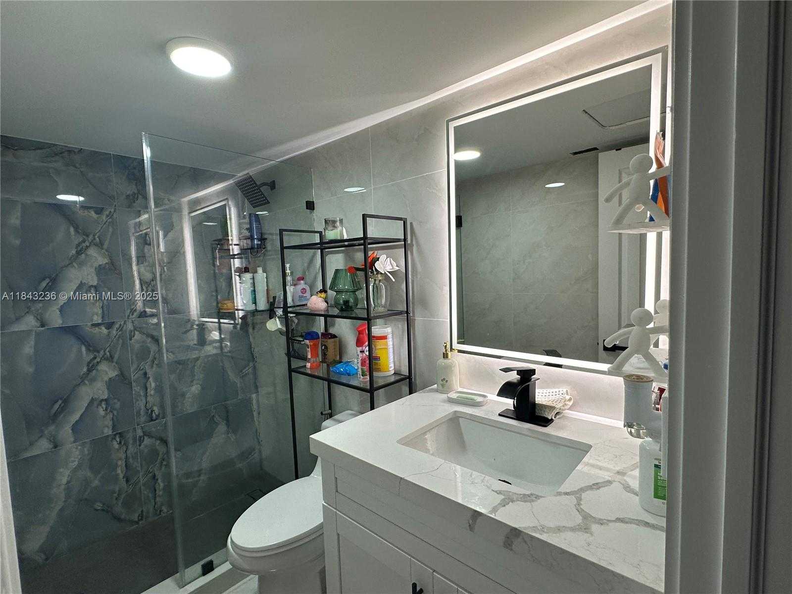 Small Image of 7500 NORTH WEST 17TH ST #102, Plantation Number 18